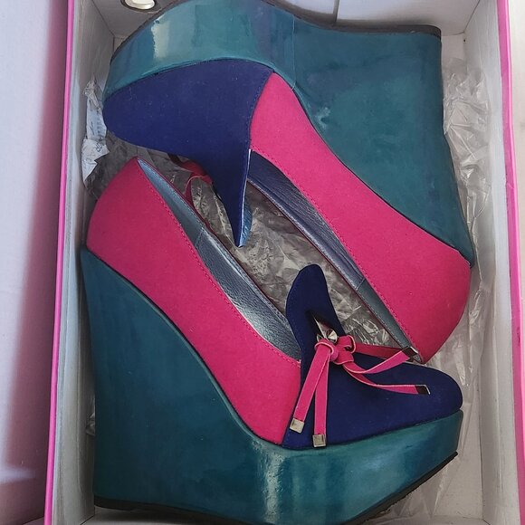 Unique Platform 3 color Wedges Size 8 - Picture 1 of 7